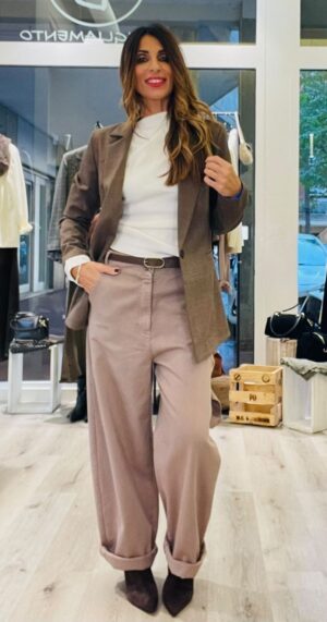 KIKISIX PANTALONE BULL LACCIO